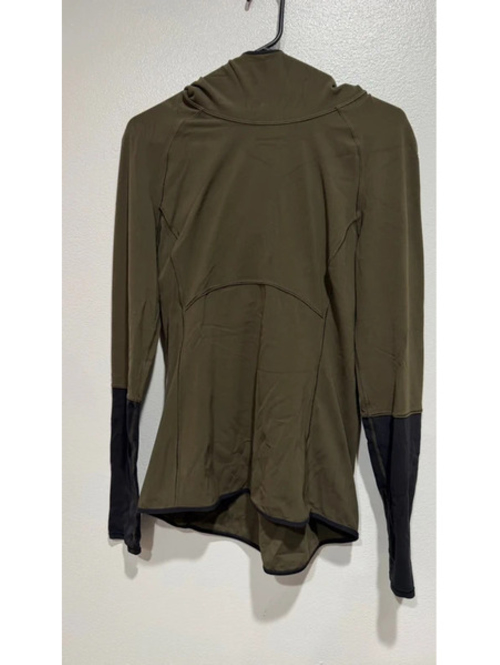 LuluLemon Green Hooded Tunic Long Sleeve size 10